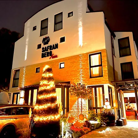 Safranberg Hotel & Sauna-2